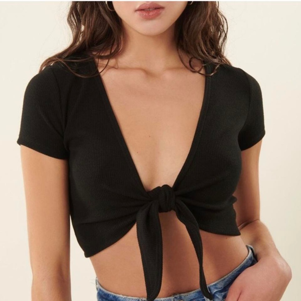 knot front top